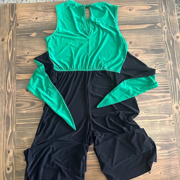 Women’s Tash + Sophie Green Black Sleeveless Cropped Jumpsuit Size L Colorblock - Picture 5 of 11
